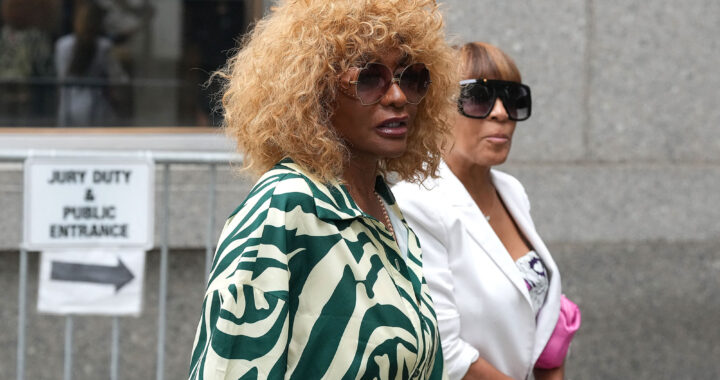 Diddy Reassures Mother as Jury Deliberates in High-Profile Trial
