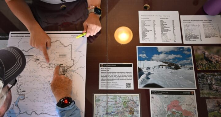 National Park Signs Spark Controversy Over Historical Narratives