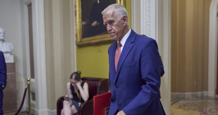 Sen. Thom Tillis Joins List of Republicans Exiting Amid Trump Tensions