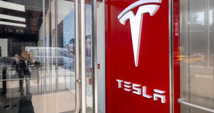 Tesla’s Delivery Forecasts: Wall Street’s Tepid Outlook Amidst Strategic Shifts