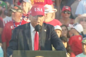 Trump Proposes UFC Matches at White House for America 250 Celebrations